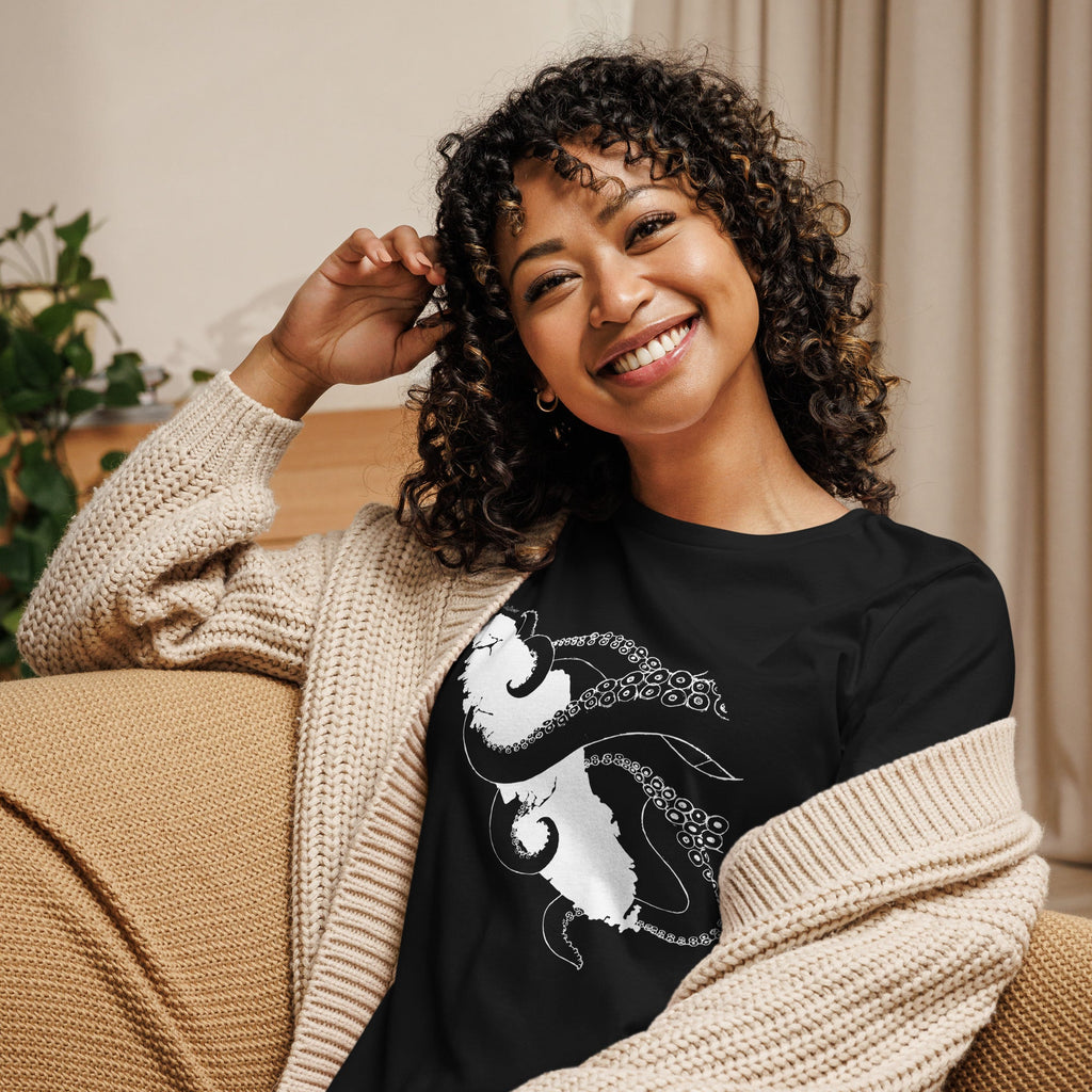 Design of Octopus wrapped around Vancouver Island - Women's Relaxed T-Shirt , the colour is